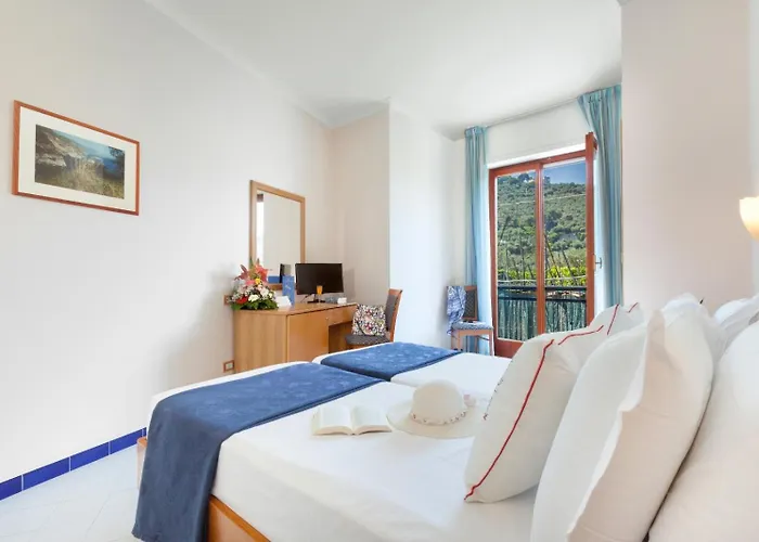 Piccolo Paradiso Hotel 3*