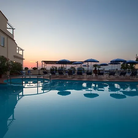 Piccolo Paradiso Otel