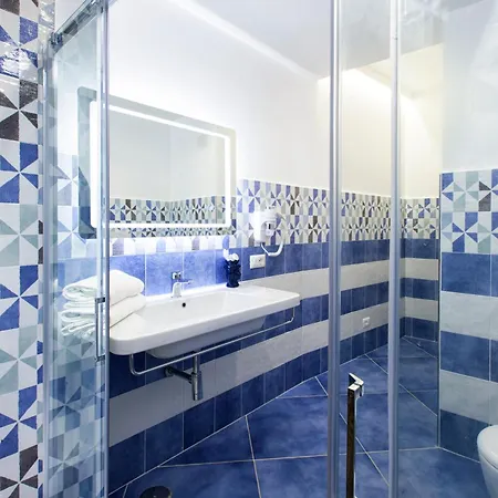 Piccolo Paradiso ホテル 3*