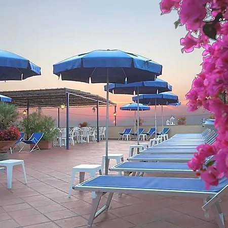 Hotel Piccolo Paradiso 3*