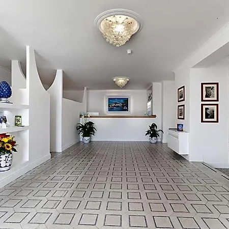 Piccolo Paradiso Hotel
