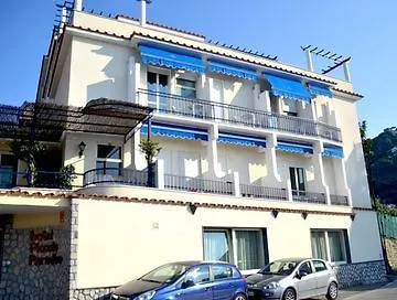 Piccolo Paradiso Otel 3*