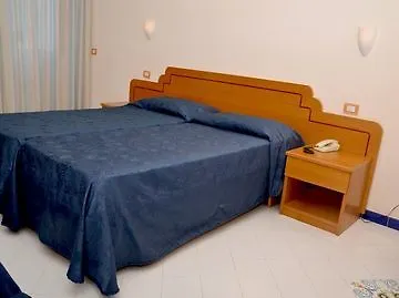 Piccolo Paradiso マッサ・ルブレンセ