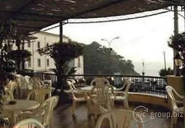 Piccolo Paradiso 3* マッサ・ルブレンセ