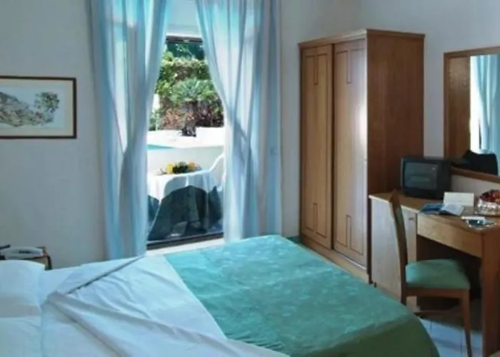 Piccolo Paradiso Hotel 3*