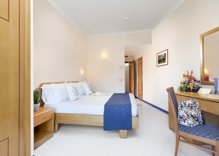 Piccolo Paradiso Hotel 3*