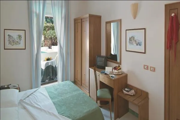 Piccolo Paradiso Hotel 3*