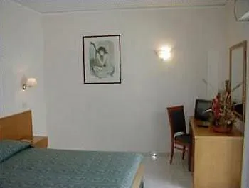 短笛天堂酒店 3* 马萨鲁布朗斯